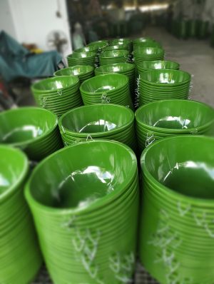 Thau rải phân màu xanh