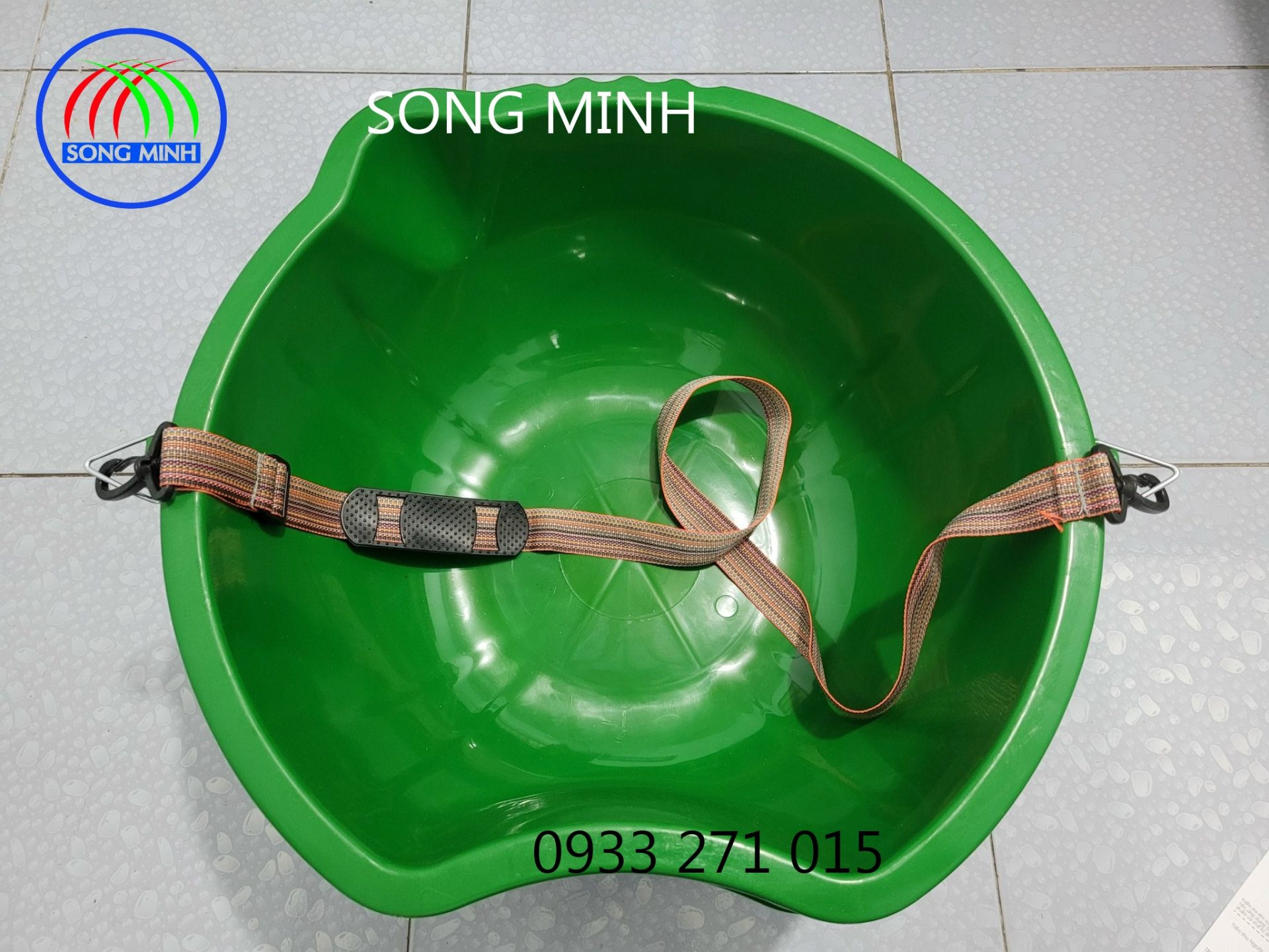 Thau rải phân màu xanh